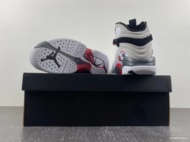 Retro (2013) Air 305381-103 8 Jordan Bugs Bunny 0921